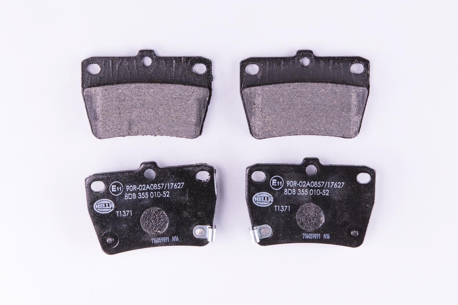 HELLA Bremsbeläge hinten - mit akustischer Verschleißwarnung - vier Bremsbeläge pro Set - T1371 - für u.a. CHERY / TOYOTA - 8DB 355 010-521 HELLA Bremsbeläge hinten - mit akustischer Verschleißwarnung - vier Bremsbeläge pro Set - T1371 - für u.a. CHERY / TOYOTA - 8DB 355 010-521 von Hella
