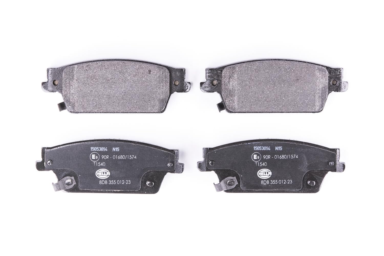 HELLA Bremsbeläge hinten - mit akustischer Verschleißwarnung - vier Bremsbeläge pro Set - T1540 - für u.a. CADILLAC - 8DB 355 012-231 HELLA Bremsbeläge hinten - mit akustischer Verschleißwarnung - vier Bremsbeläge pro Set - T1540 - für u.a. CADILLAC - 8DB 355 012-231 von Hella