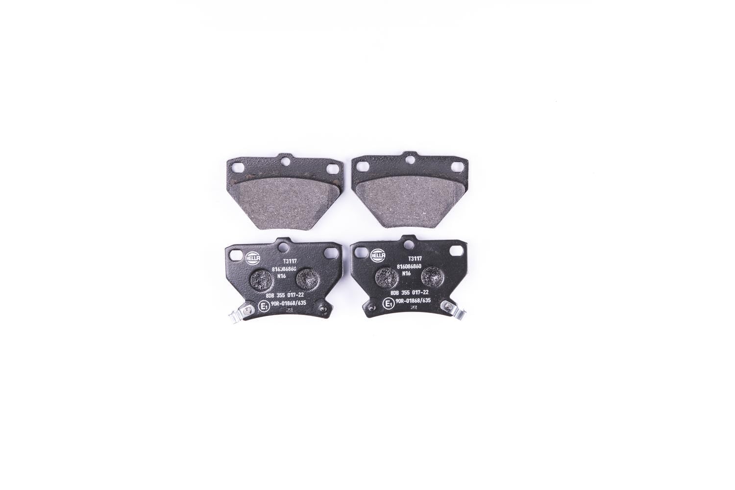 HELLA Bremsbeläge hinten - mit akustischer Verschleißwarnung - vier Bremsbeläge pro Set - T3117 - für u.a. TOYOTA - 8DB 355 017-221 HELLA Bremsbeläge hinten - mit akustischer Verschleißwarnung - vier Bremsbeläge pro Set - T3117 - für u.a. TOYOTA - 8DB 355 017-221 von Hella