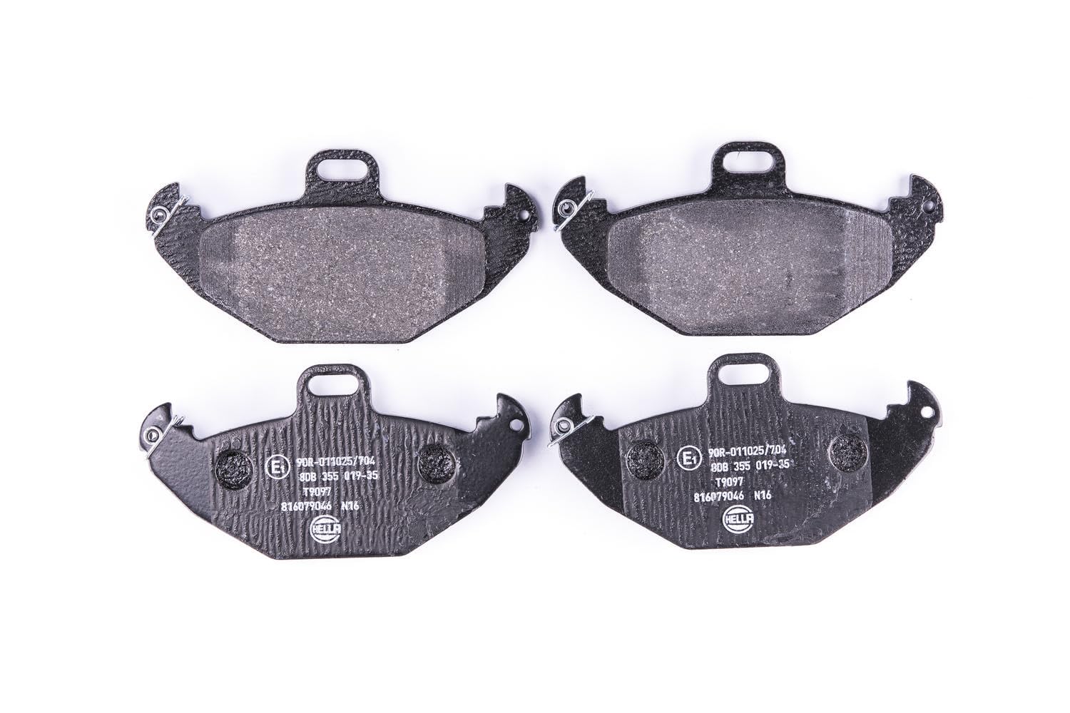 HELLA Bremsbeläge hinten - nicht für Verschleißwarnanzeiger vorbereitet - vier Bremsbeläge pro Set - T9097 - für u.a. RENAULT - 8DB 355 019-351 HELLA Bremsbeläge hinten - nicht für Verschleißwarnanzeiger vorbereitet - vier Bremsbeläge pro Set - T9097 - für u.a. RENAULT - 8DB 355 019-351 von Hella