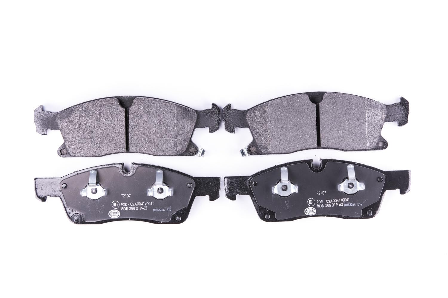 HELLA Bremsbeläge vorne - mit akustischer Verschleißwarnung - vier Bremsbeläge pro Set - T2107 - für u.a. JEEP - 8DB 355 019-621 HELLA Bremsbeläge vorne - mit akustischer Verschleißwarnung - vier Bremsbeläge pro Set - T2107 - für u.a. JEEP - 8DB 355 019-621 von Hella