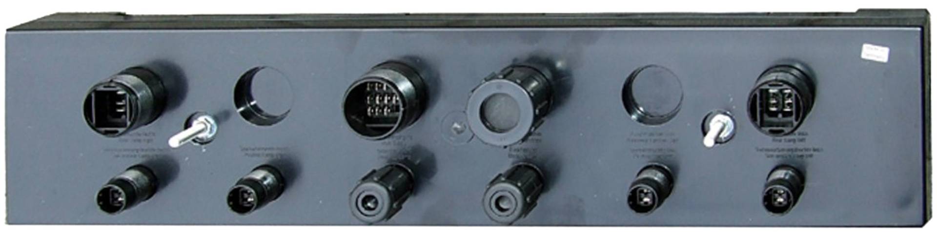 HELLA 8JE 340 060-001 Verbindungs-/Verteilerstück - 24V - ADR/GGVS - Anbau/Einbau HELLA 8JE 340 060-001 Verbindungs-/Verteilerstück - 24V - ADR/GGVS - Anbau/Einbau von Hella