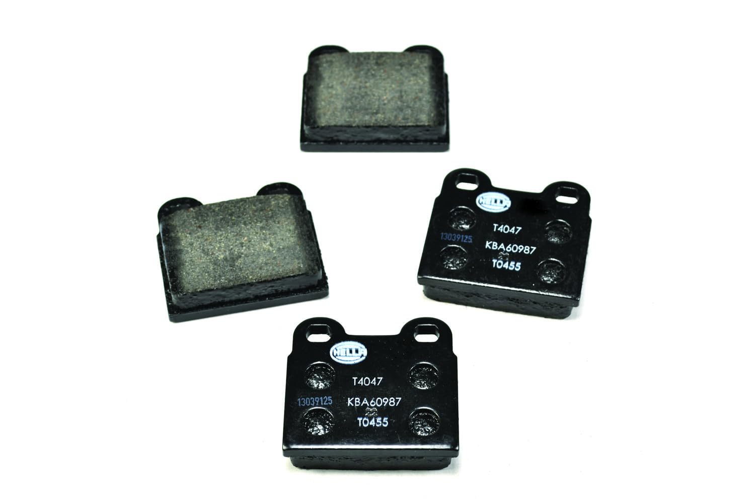 HELLA Bremsbeläge vorne; hinten - nicht für Verschleißwarnanzeiger vorbereitet - vier Bremsbeläge pro Set - T0455 - für u.a. ALFA ROMEO / AUTO UNION / DAF / NSU - 8DB 355 006-991 HELLA Bremsbeläge vorne; hinten - nicht für Verschleißwarnanzeiger vorbereitet - vier Bremsbeläge pro Set - T0455 - für u.a. ALFA ROMEO / AUTO UNION / DAF / NSU - 8DB 355 006-991 von Hella