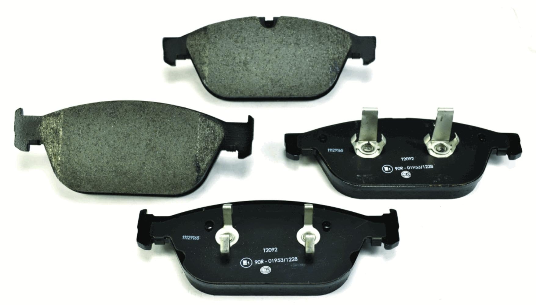 HELLA Bremsbeläge vorne - nicht für Verschleißwarnanzeiger vorbereitet - vier Bremsbeläge pro Set - T2092 - für u.a. AUDI - 8DB 355 016-021 HELLA Bremsbeläge vorne - nicht für Verschleißwarnanzeiger vorbereitet - vier Bremsbeläge pro Set - T2092 - für u.a. AUDI - 8DB 355 016-021 von Hella