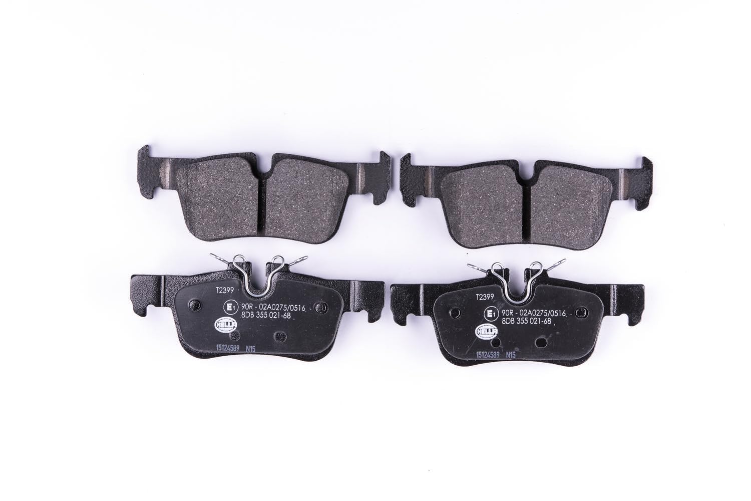 HELLA Bremsbeläge hinten - für Verschleißwarnanzeiger vorbereitet - vier Bremsbeläge pro Set - T2399 - für u.a. BMW / MINI - 8DB 355 021-681 HELLA Bremsbeläge hinten - für Verschleißwarnanzeiger vorbereitet - vier Bremsbeläge pro Set - T2399 - für u.a. BMW / MINI - 8DB 355 021-681 von Hella