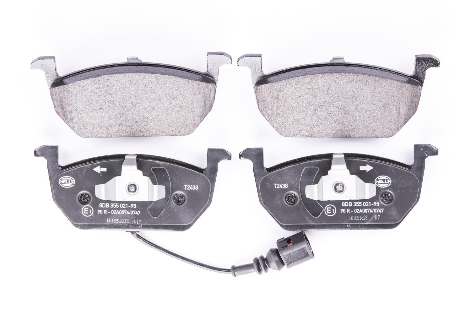 HELLA Bremsbeläge vorne - mit Warnkontakt - vier Bremsbeläge pro Set - T2438 - für u.a. AUDI / SEAT / SKODA / VOLKSWAGEN - 8DB 355 021-951 HELLA Bremsbeläge vorne - mit Warnkontakt - vier Bremsbeläge pro Set - T2438 - für u.a. AUDI / SEAT / SKODA / VOLKSWAGEN - 8DB 355 021-951 von Hella