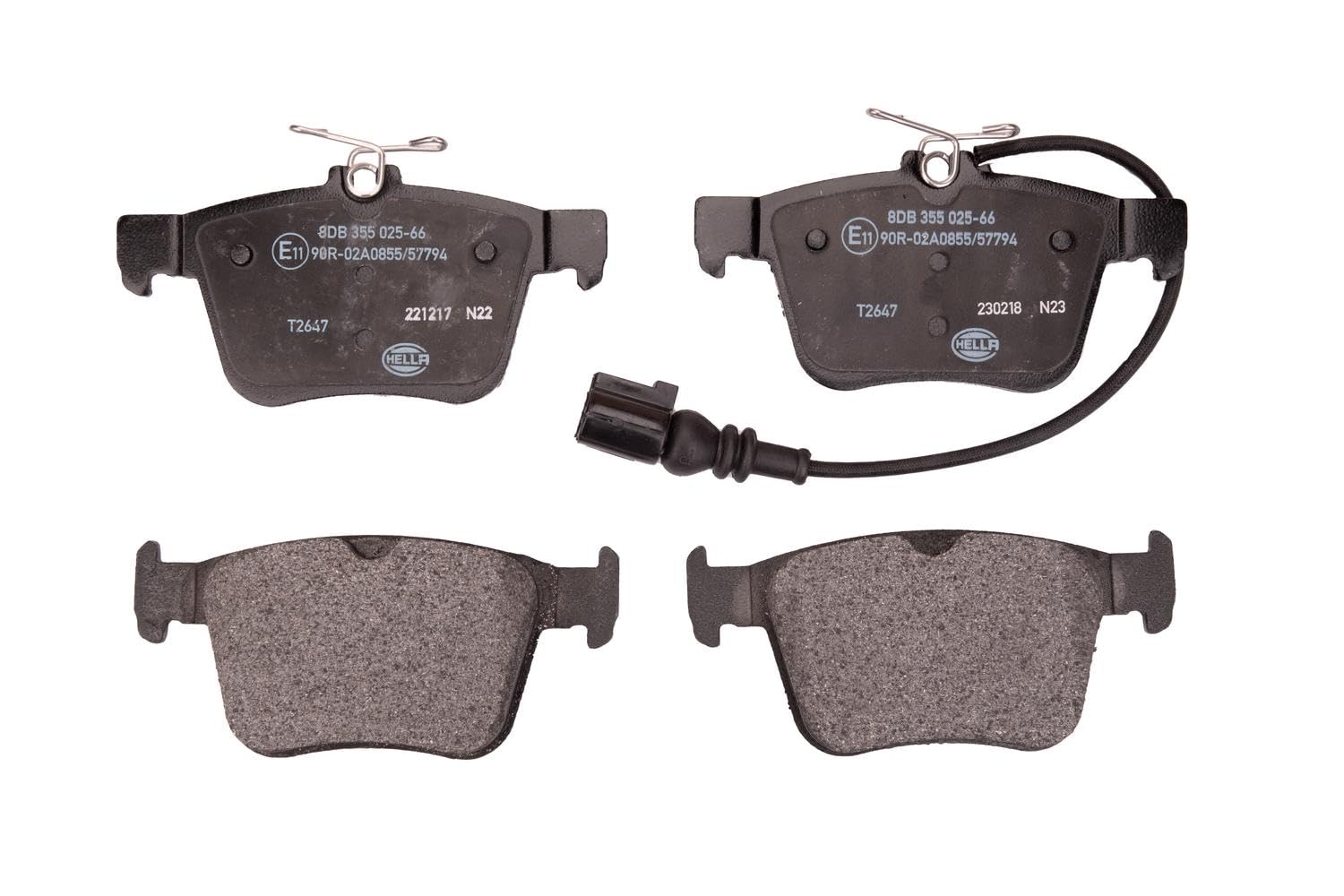 HELLA Bremsbeläge hinten - mit Warnkontakt - vier Bremsbeläge pro Set - T2647 - für u.a. AUDI - 8DB 355 025-661 von Hella