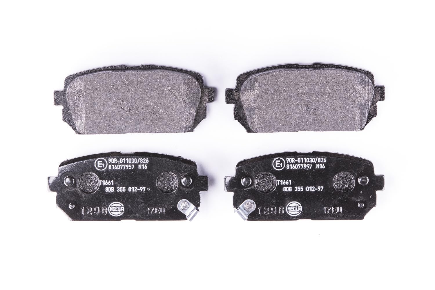 HELLA Bremsbeläge hinten - mit akustischer Verschleißwarnung - vier Bremsbeläge pro Set - T1661 - für u.a. KIA - 8DB 355 012-971 HELLA Bremsbeläge hinten - mit akustischer Verschleißwarnung - vier Bremsbeläge pro Set - T1661 - für u.a. KIA - 8DB 355 012-971 von Hella