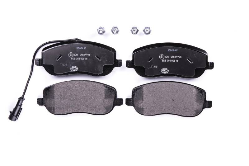 HELLA Bremsbeläge vorne - mit Warnkontakt - vier Bremsbeläge pro Set - T1570 - für u.a. FIAT - 8DB 355 006-761 von Hella