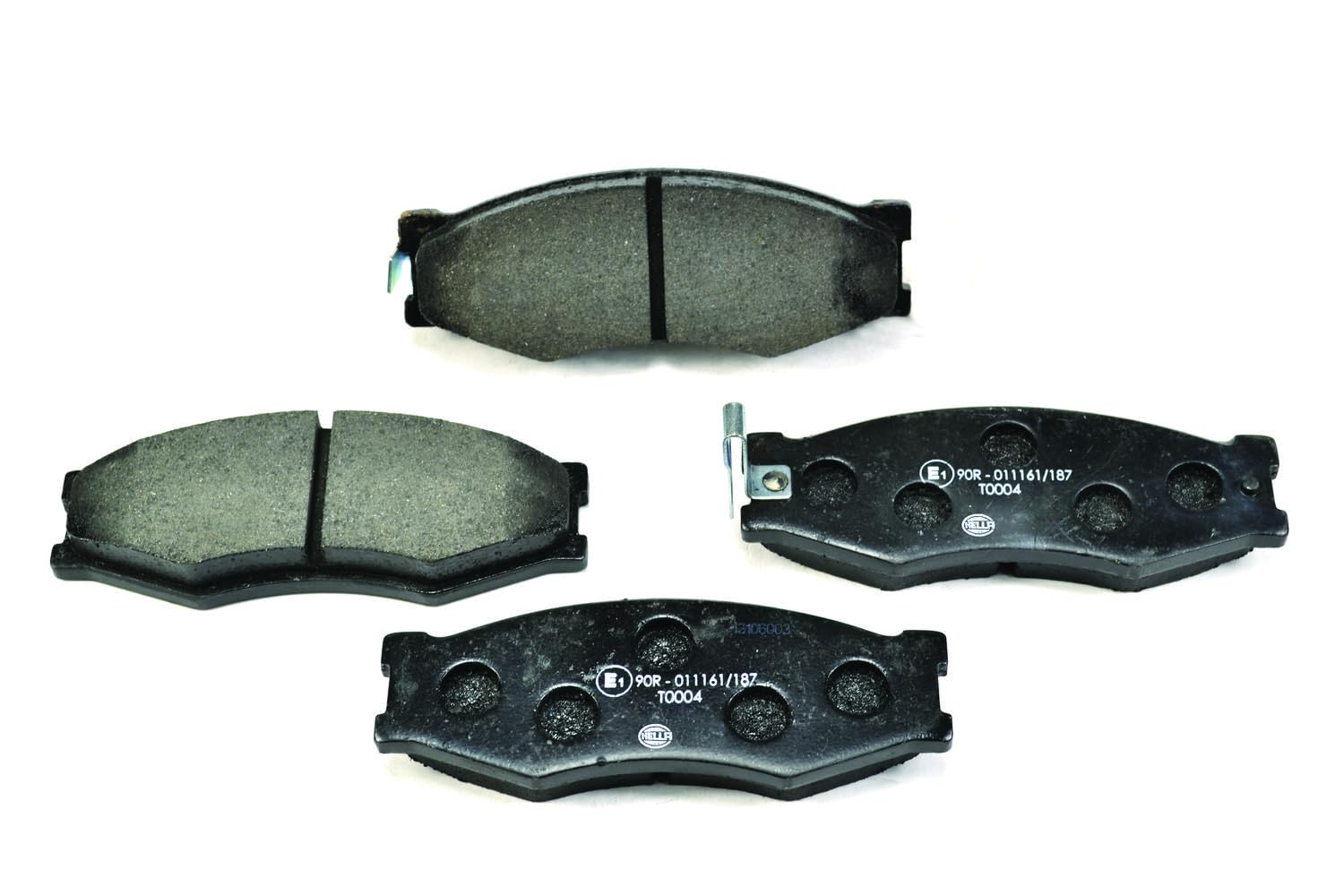 HELLA Bremsbeläge vorne - mit akustischer Verschleißwarnung - vier Bremsbeläge pro Set - T0004 - für u.a. NISSAN - 8DB 355 005-621 HELLA Bremsbeläge vorne - mit akustischer Verschleißwarnung - vier Bremsbeläge pro Set - T0004 - für u.a. NISSAN - 8DB 355 005-621 von Hella