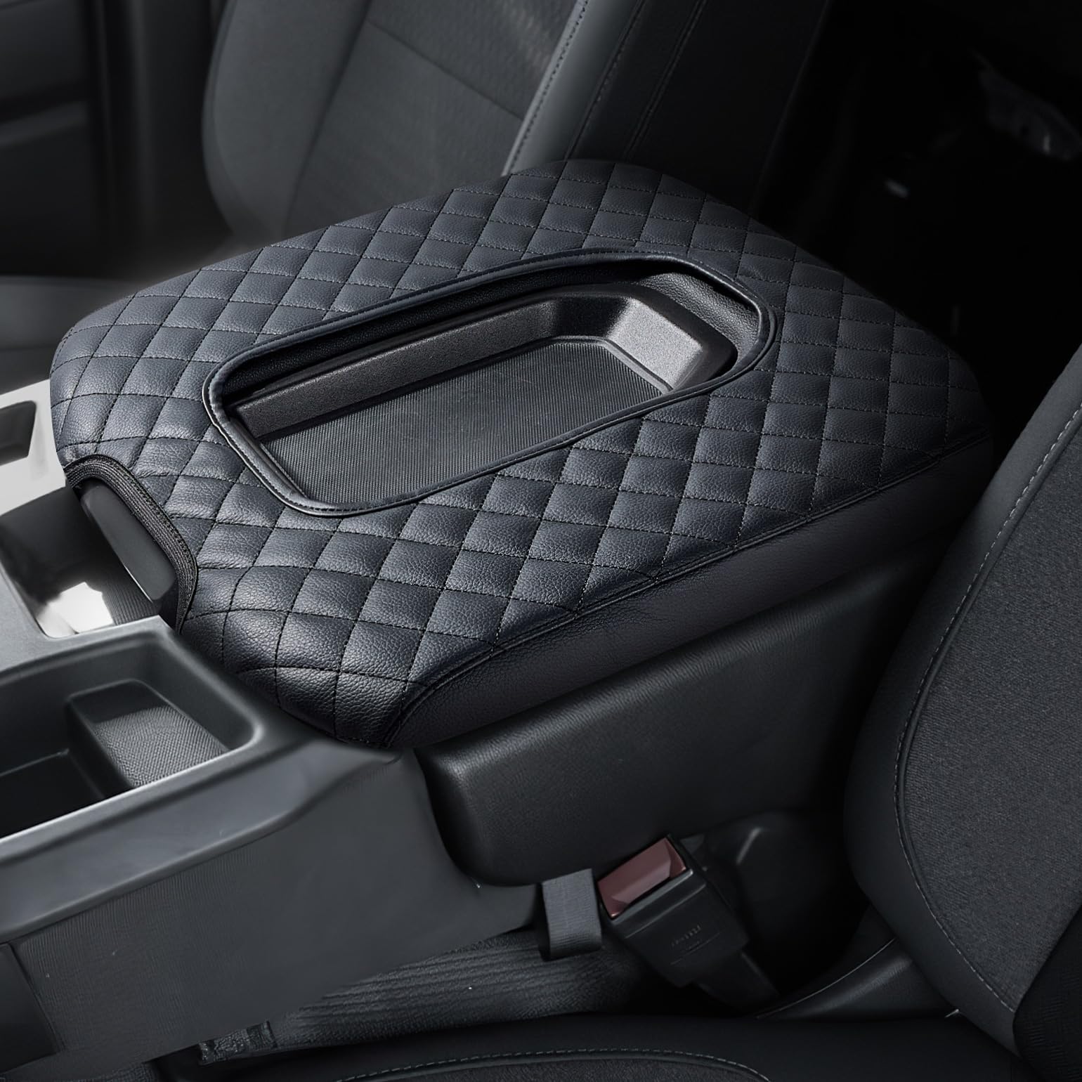 ISSYAUTO Mittelkonsolenbezug, kompatibel mit Silverado Sierra Sprungsitzkonsole, Leder-Armlehnenbezug ISSYAUTO Mittelkonsolenbezug, kompatibel mit Silverado Sierra Sprungsitzkonsole, Leder-Armlehnenbezug von ISSYAUTO