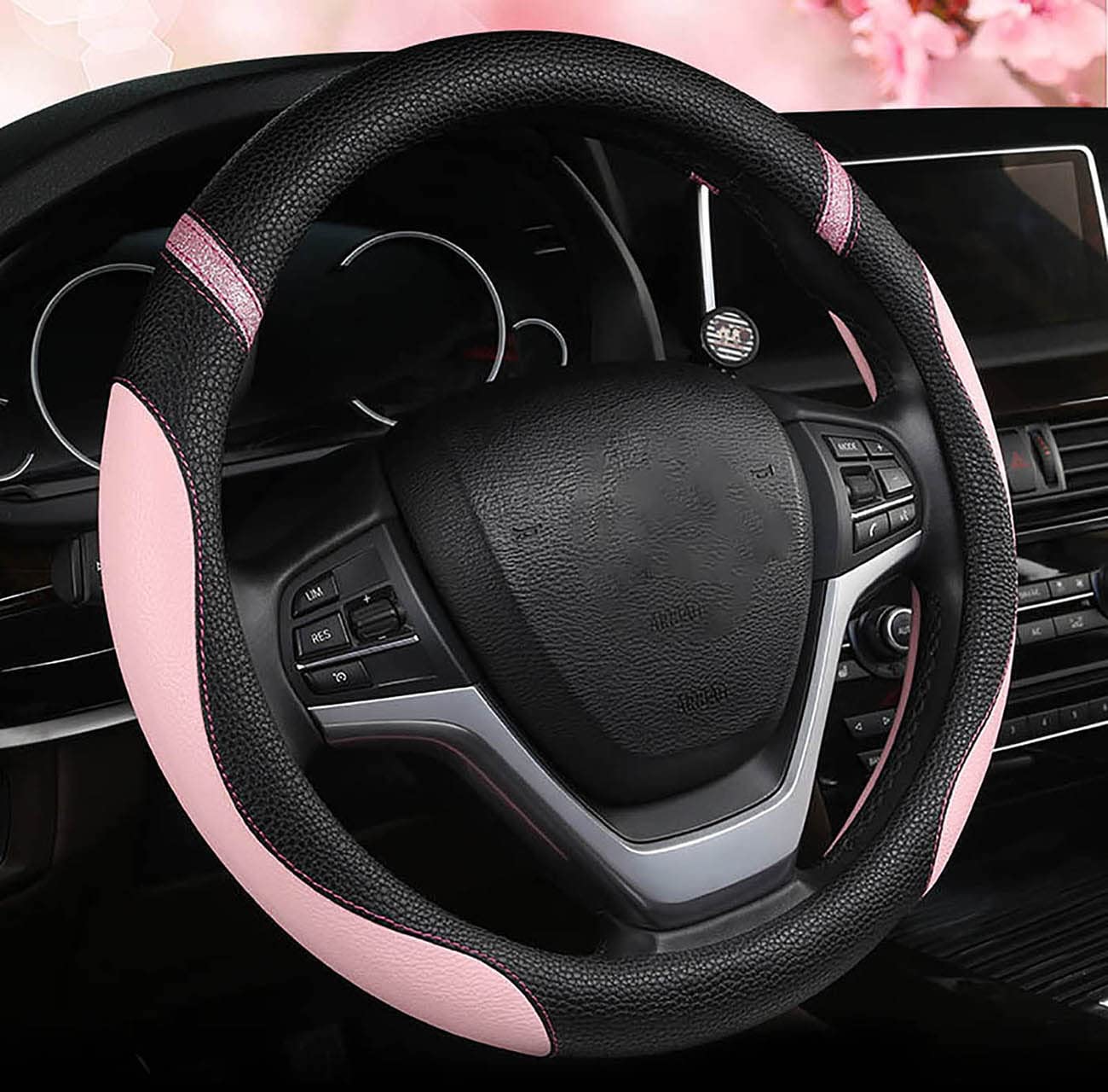 Lenkradabdeckung für Frauen, rutschfeste Auto-Lenkradabdeckung aus farbigem Leder, universelles 38-cm-Autoinnenzubehör (Black pink) von IXITON