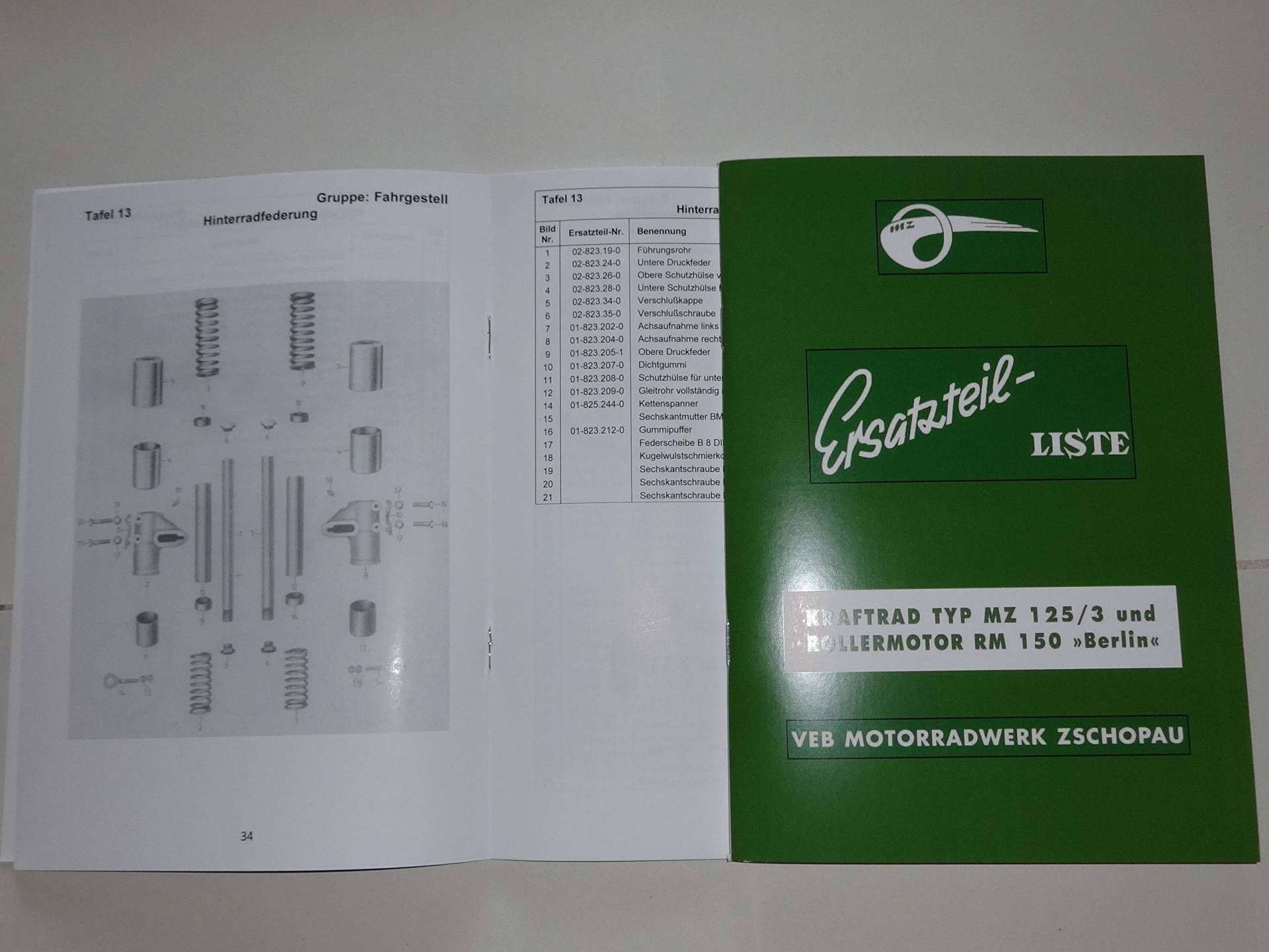 Ersatzteilliste MZ RT 125/3 und Rollermotor RM 150 IWL Berlin Ersatzteilliste MZ RT 125/3 und Rollermotor RM 150 IWL Berlin von Ich
