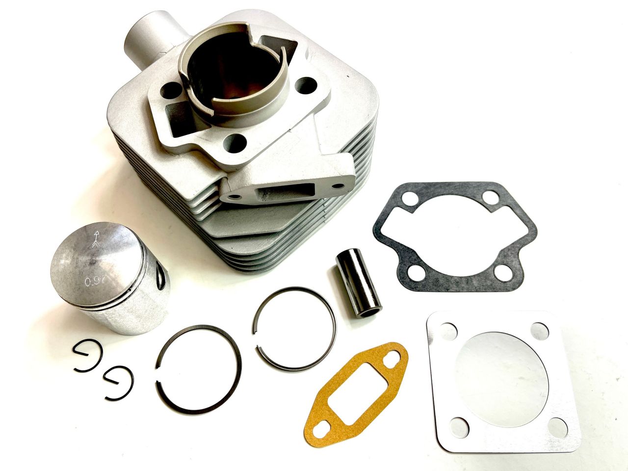 50ccm Zylinder mit Kolben 40mm 5,8PS für Kreidler Florett mit Gebläsekühlung ... 50ccm Zylinder mit Kolben 40mm 5,8PS für Kreidler Florett mit Gebläsekühlung ... von Import