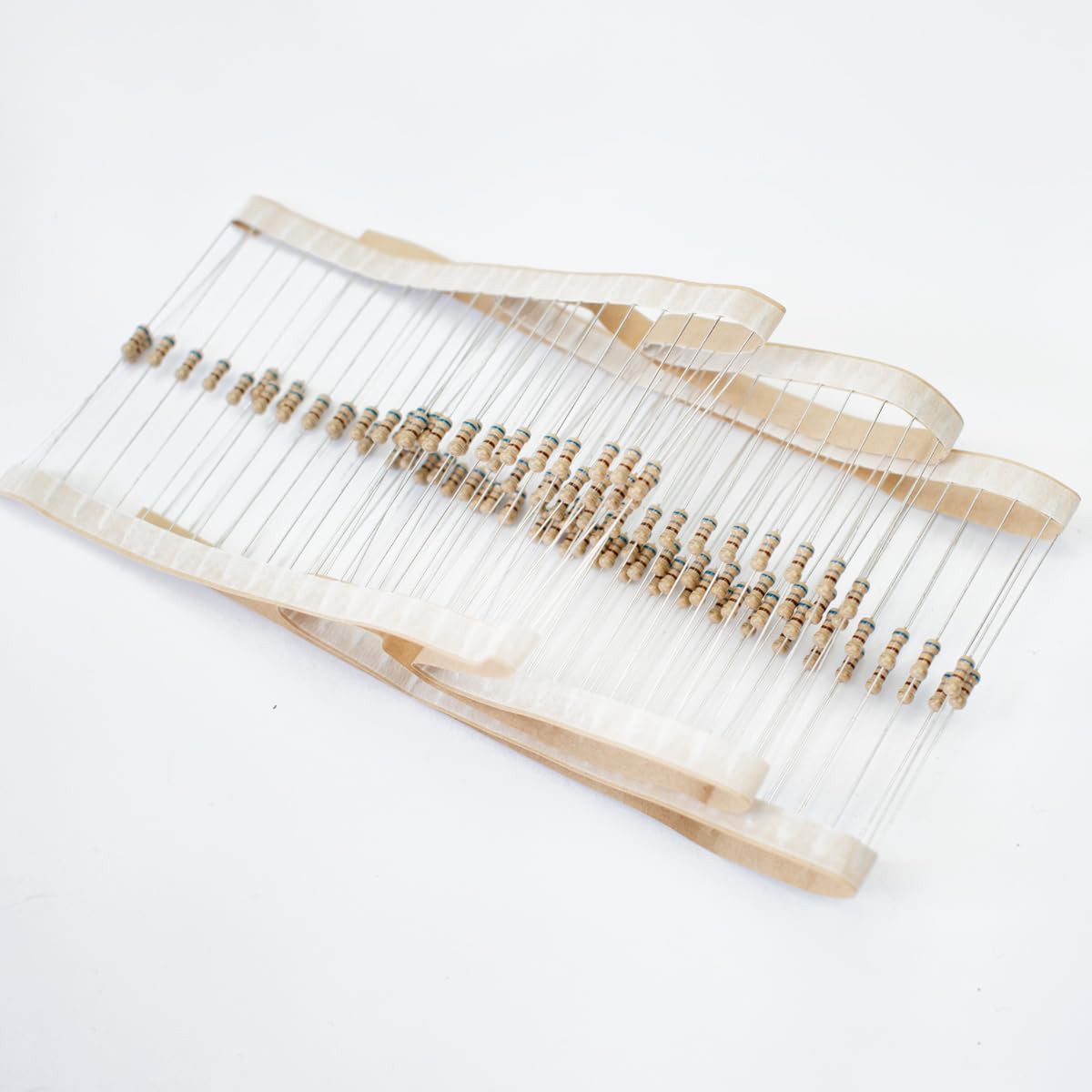 Innfeeltech 100 Pcs 1/4W 5% Toleranz 680 Ohm Kohlenstofffilm Widerstand Widerstand für DIY Projekt und Experimente Innfeeltech 100 Pcs 1/4W 5% Toleranz 680 Ohm Kohlenstofffilm Widerstand Widerstand für DIY Projekt und Experimente von Innfeeltech