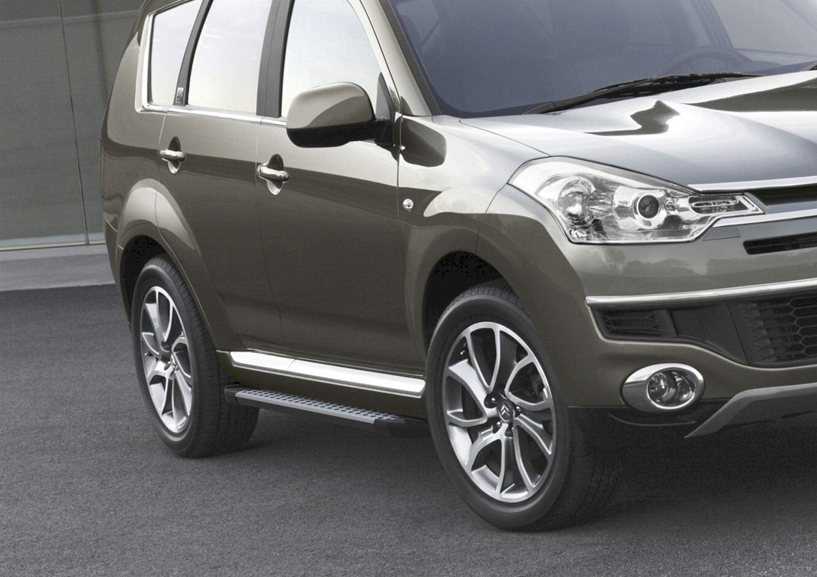 J&J AUTOMOTIVE | Advanced Rival Trittbretter, Einstiegsleisten mit Abe Passend Für Outlander 2012-2021 OEM, 1 Set Trittbretter (L+R), Alu-Silber von J&J AUTOMOTIVE