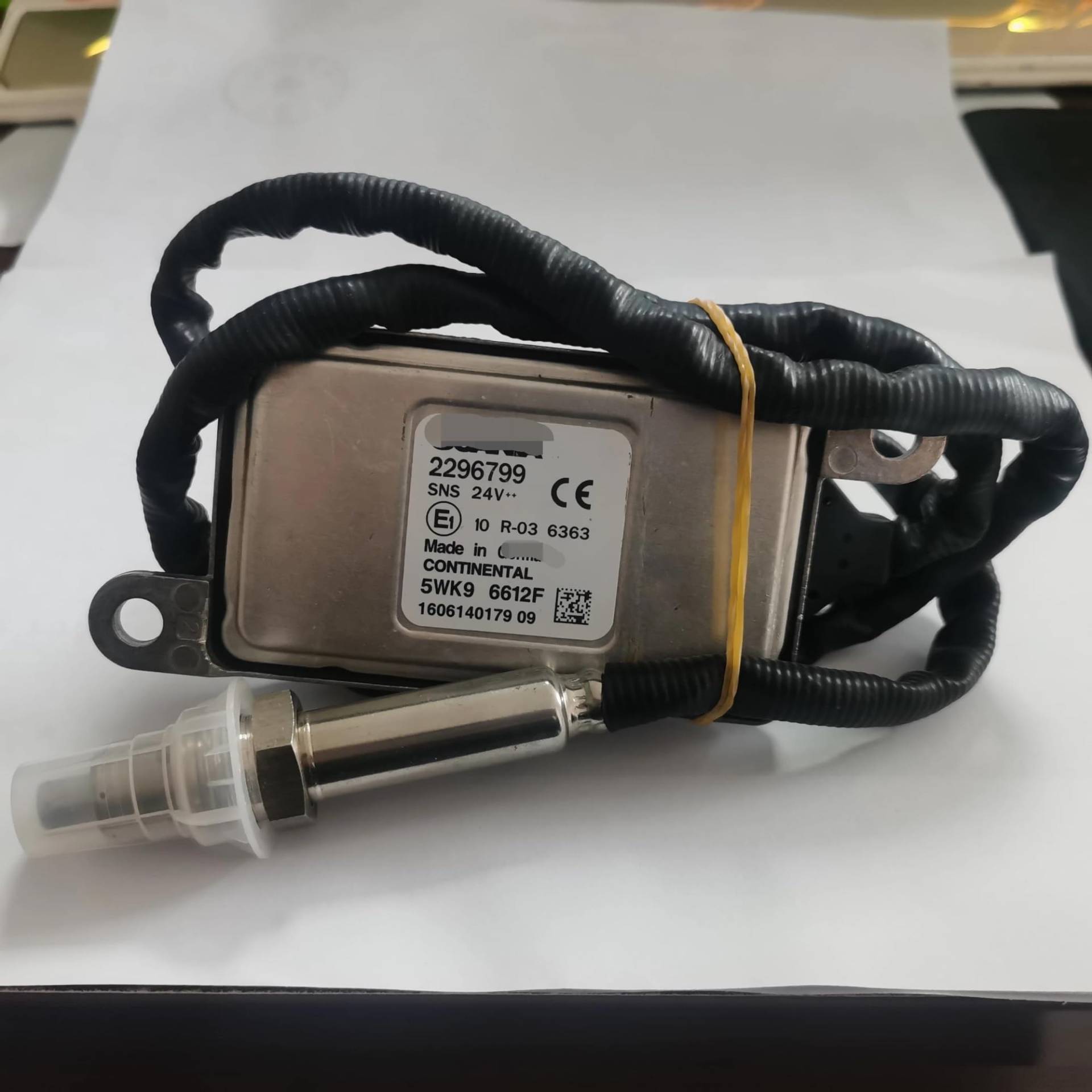 JJRFVBGT Autoteile 2296799 5WK96612F Stickstoff-Sauerstoff-Sensor NOX-Sensor 24V JJRFVBGT Autoteile 2296799 5WK96612F Stickstoff-Sauerstoff-Sensor NOX-Sensor 24V von JJRFVBGT