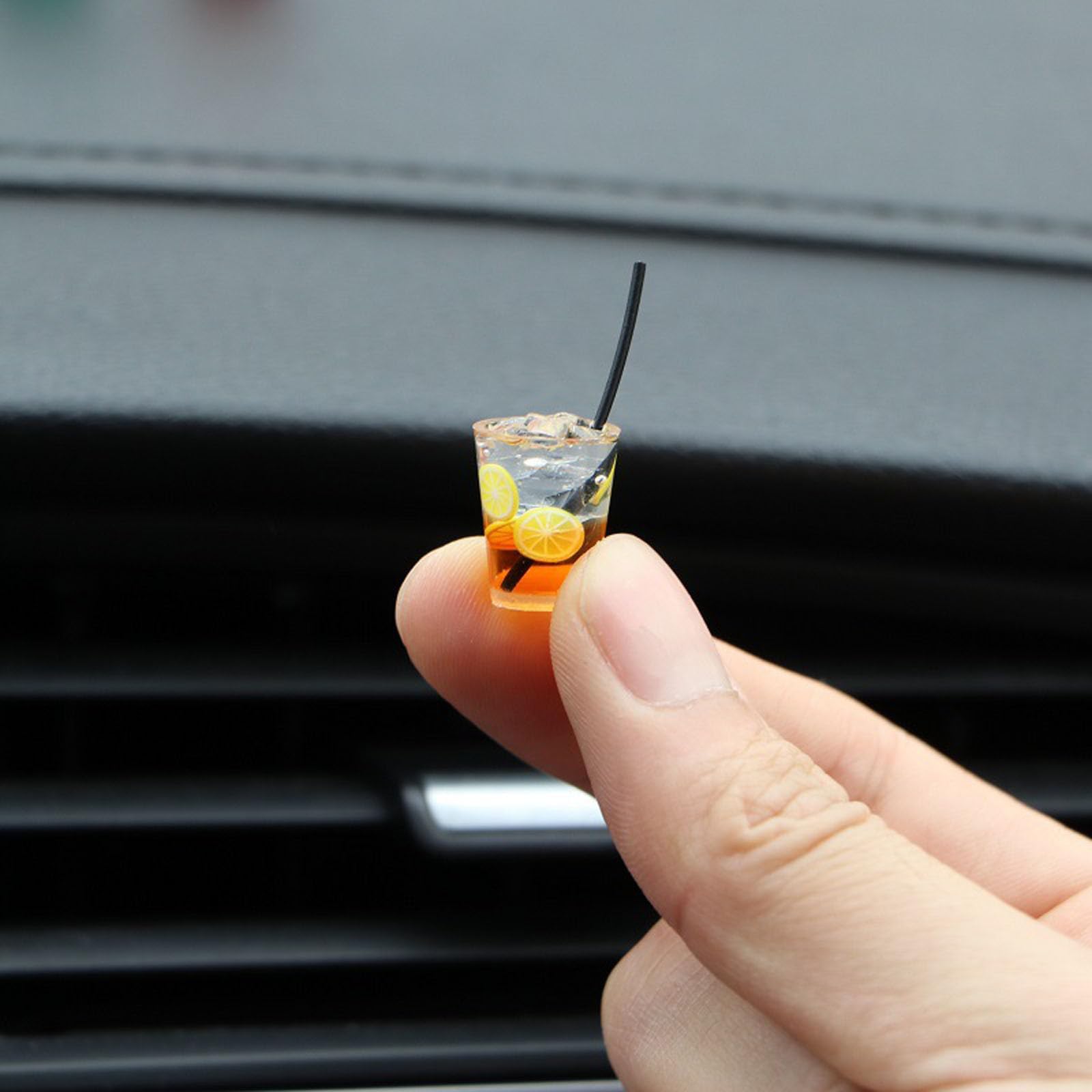 Niedliches Auto-Zubehör für Hunde, geeignet für Frauen und Mädchen, Zuhause, Garten, Dekoration, Schreibtisch-Gadgets (E, 5,5 x 2 cm) von Jipersuo