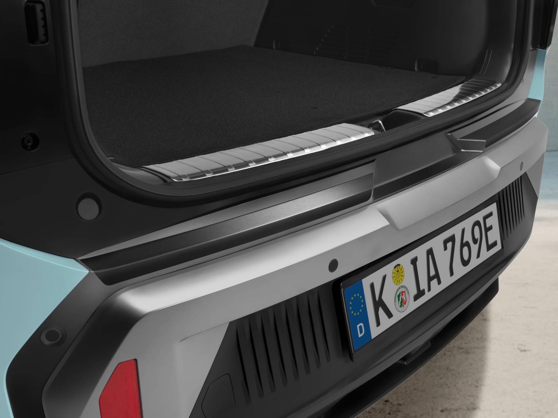 KIA Original Ladekantenschutz aus Edelstahl gebürstet für EV3 Artikelnummer EV275ADE00ST KIA Original Ladekantenschutz aus Edelstahl gebürstet für EV3 Artikelnummer EV275ADE00ST von KIA