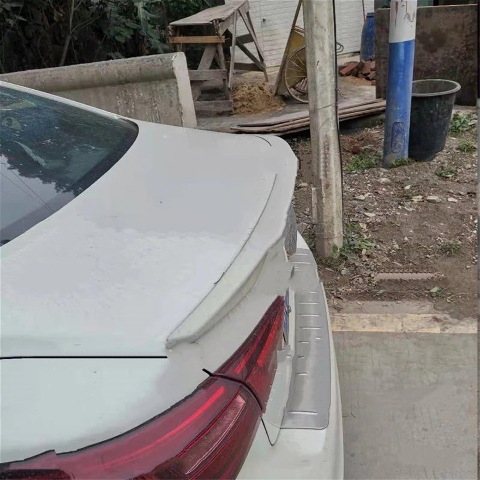 Auto Spoiler Wing Für Infiniti Q50 Q50S 2014 2015 2016 2017 Schwarz Auto Real Carbon Fiber Stamm Spoiler Flügel Heckspoiler Flügel OE Stil(Unpainted) von KIFWGIH
