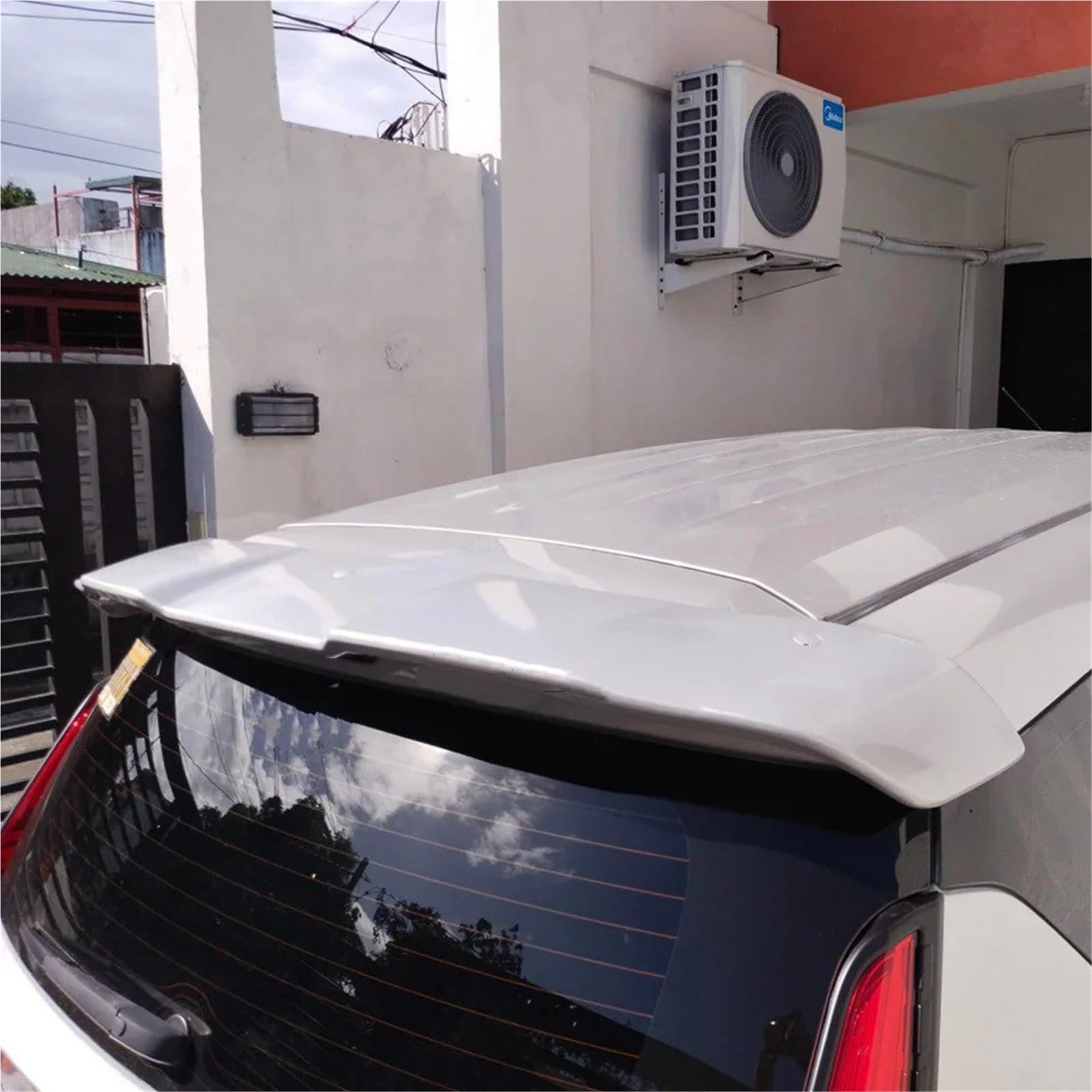 Auto Spoiler Wing Für Suzuki Für Ertiga XL7 Dachspoiler 2019 2020 2021-2025 ABS Glanz Schwarz Hinten Top Flügel Heckklappe Spoiler Sport Flügel Ertiga Auto Zubehör(Gloss Black) von KIFWGIH