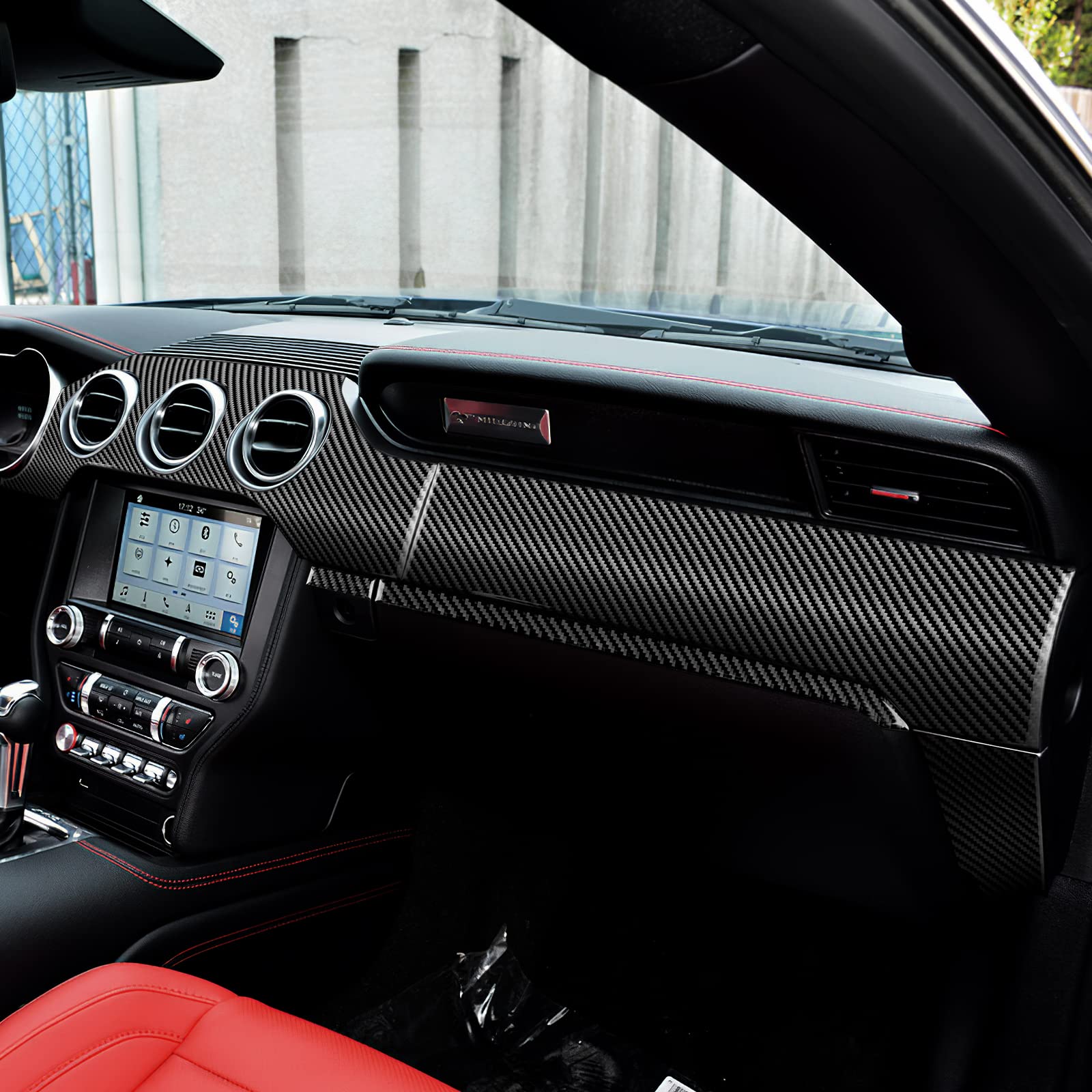 KUNGKIC 13 Stück Kohlefaser Auto Central Control Strip Abdeckung Dashboard Trim Aufkleber Dekorativ Compatible with Ford Mustang GT 2015-2022 Innenraum Zubehör(Typ A) von KUNGKIC