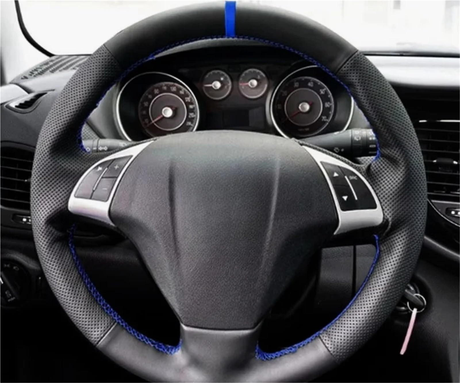 Auto-Lenkradbezug Zöpfe Am Lenkrad Lenkrad-Lederbezug Für FIAT Für Bravo Für Doblo Für Grande Für Punto Für Qubo Für Linea(3 Colors Thread) von KZZYPJ
