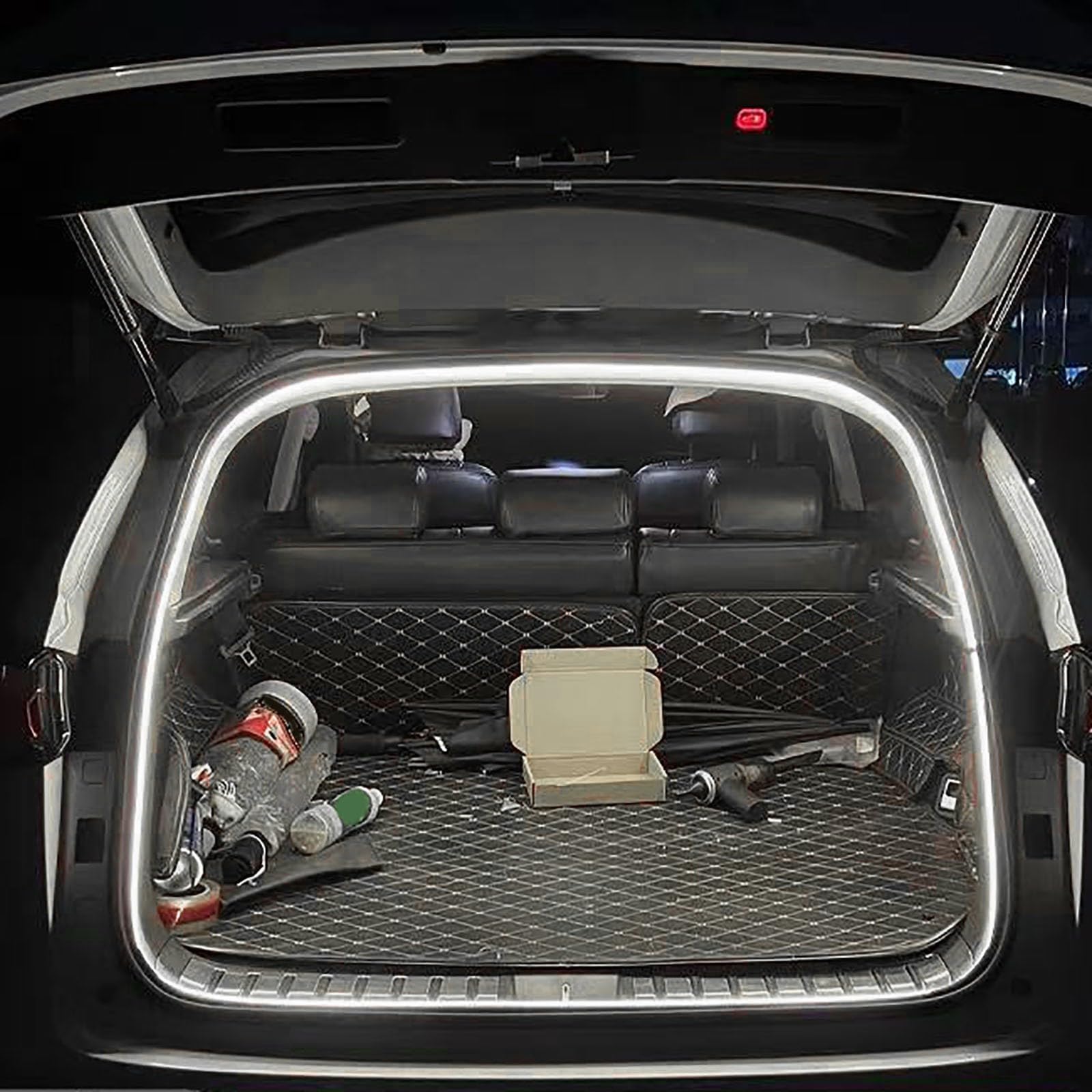 Dynamic Flowing Car Trunk Light Strip, Auto-Kofferraum Lichtstreifen, Automatischer Sensor Tail Box Light Strip, Streifen Licht für Auto Kofferraum Innenbeleuchtung Dekoration (Weiß) von Kashyke