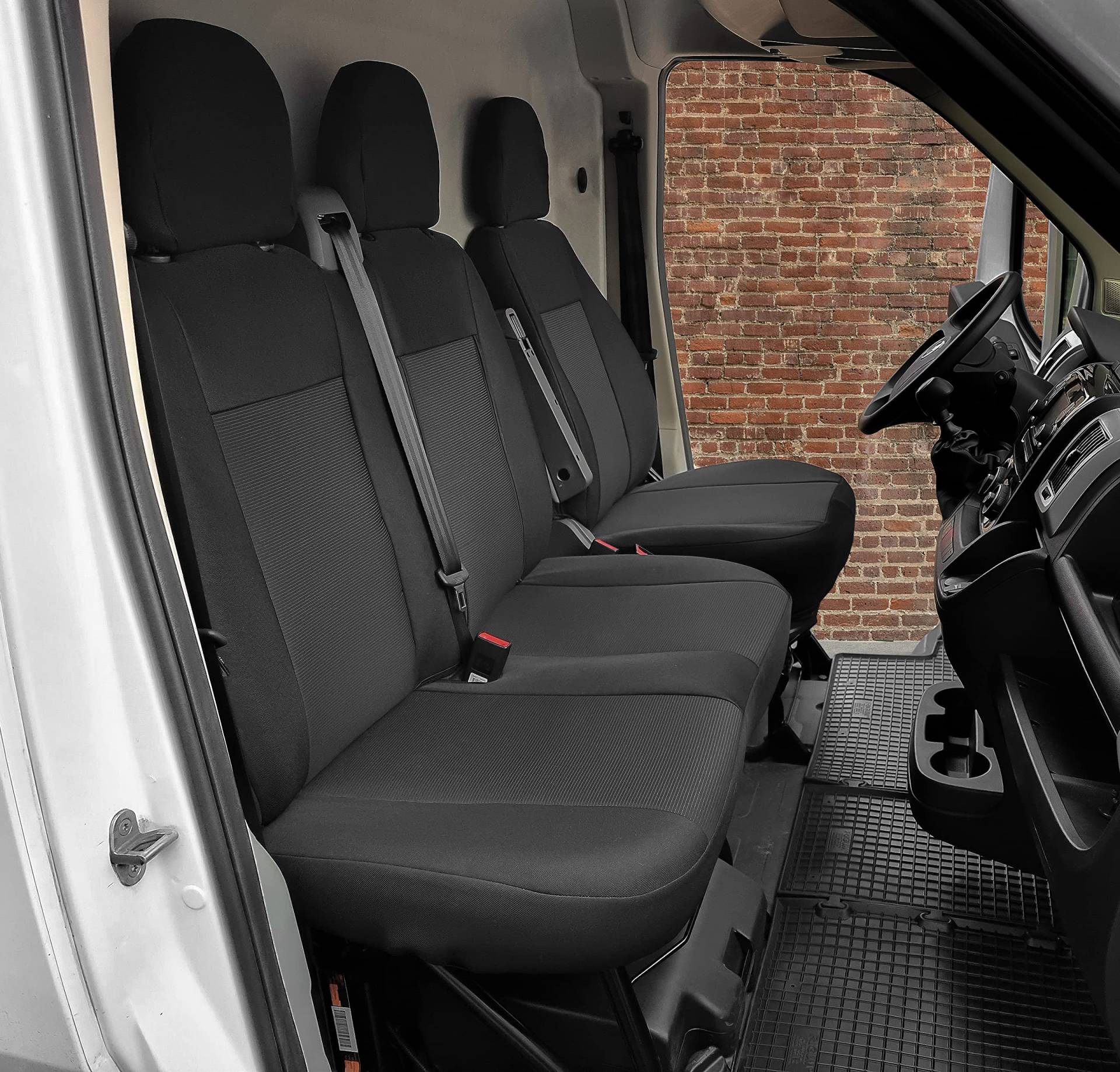 Stoff Sitzbezüge passgenau Schonbezüge Roco geeinget für Mercedes Sprinter W907 Bj. ab 2018 Erste Reihe 3-Sitzer + Gummimatten von KegelBlazusiak
