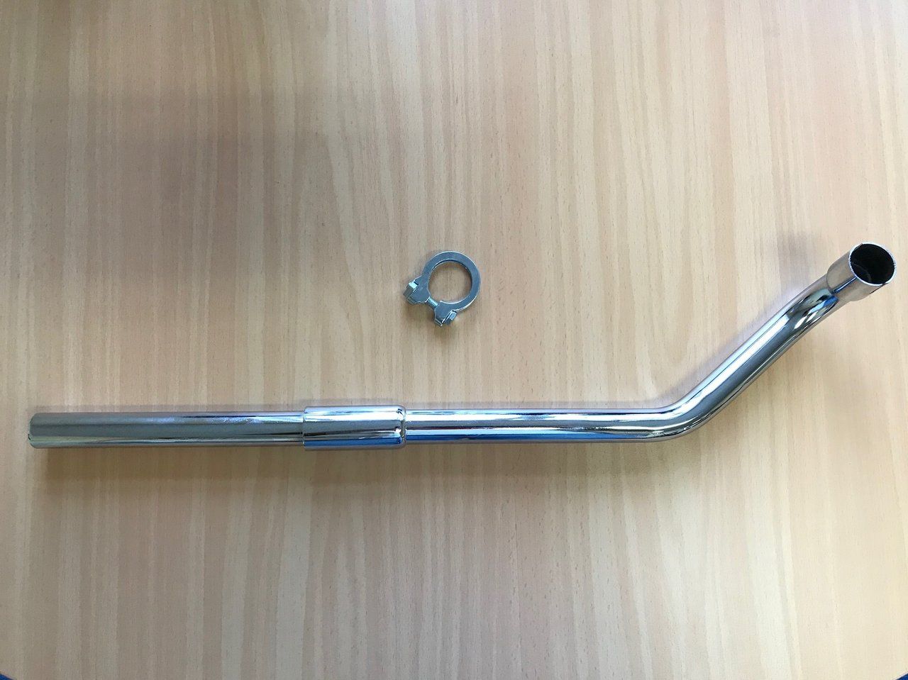 Hercules Prima Krümmer P2 Kreidler MF 22 mit Schellenbefestigung rechts Hercules Prima Krümmer P2 Kreidler MF 22 mit Schellenbefestigung rechts von Keine Angabe