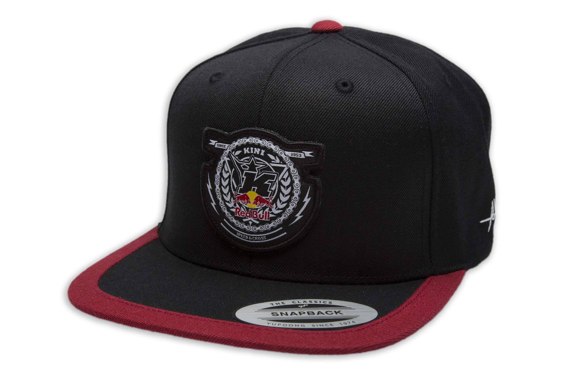 KINI Red Bull Crest Cap – Trendige Snapback, Flexfit, Herren Kappe, Basecap mit Logo-Patch Motiv, One Size, Größenverstellbar - Black/Red von Kini