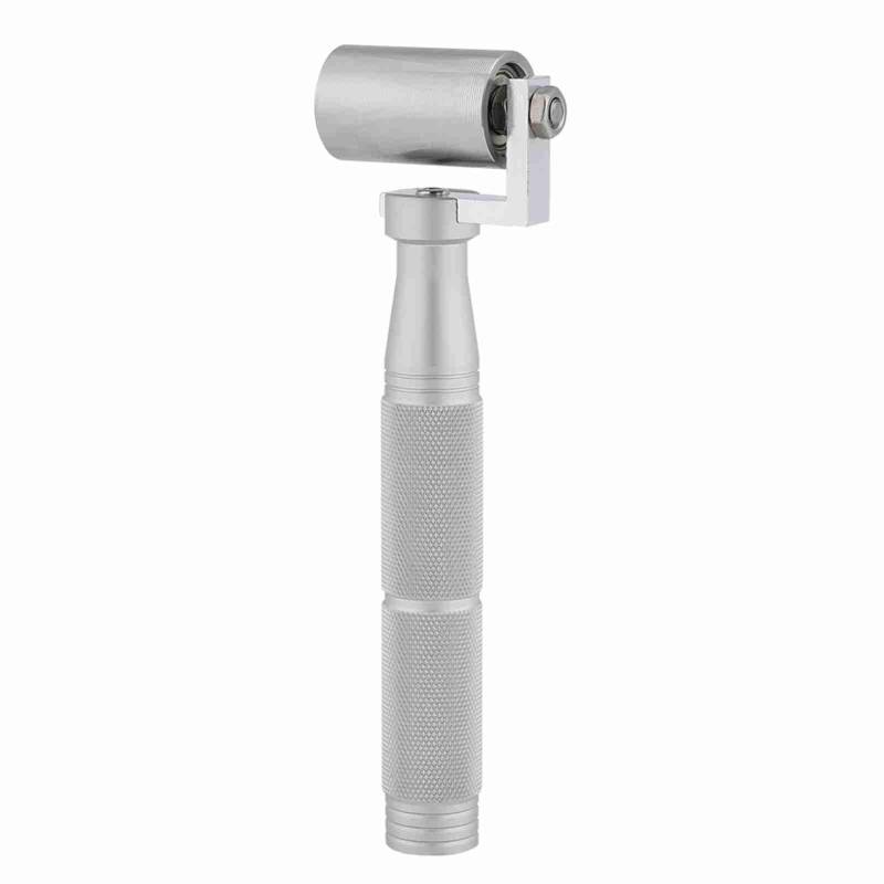 Edelstahl -Textur -Rollenplatte Werkzeug für Tapetenanwendung DIY Hand - Silber Farbwalze für gewöhnliche, PVC-, Nichtgeweb- und Goldfolie -Tapete anwendbarer Szene von Klanata