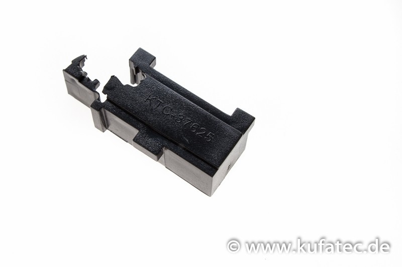 Ersatzteil - Mikrofongehäuse für die VW-Deckenleuchte Ersatzteil - Mikrofongehäuse für die VW-Deckenleuchte von KUFATEC GmbH & Co. KG