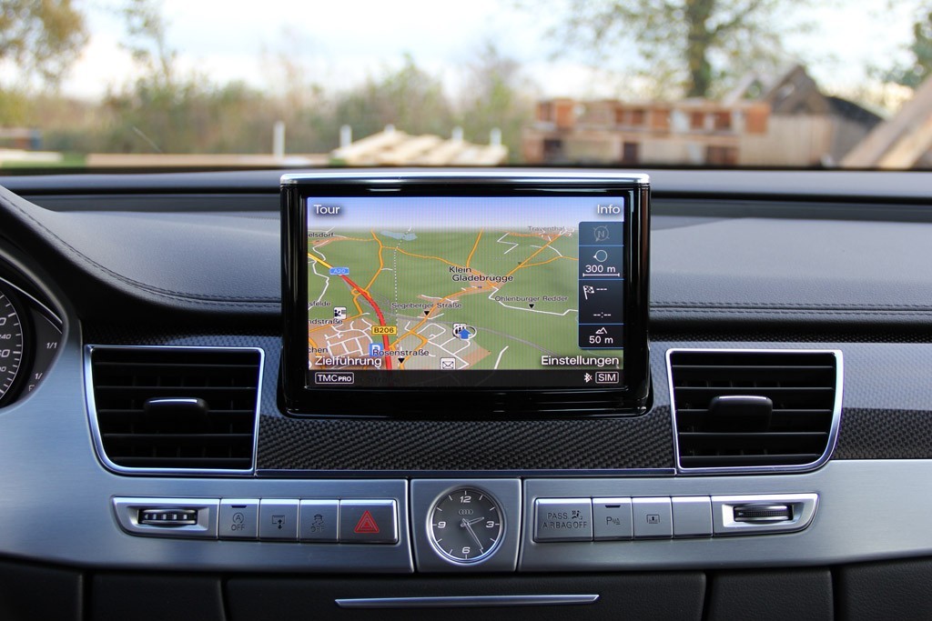 Funktion Nachrüstung - Navigation plus für Audi A8 4H Funktion Nachrüstung - Navigation plus für Audi A8 4H von KUFATEC GmbH & Co. KG