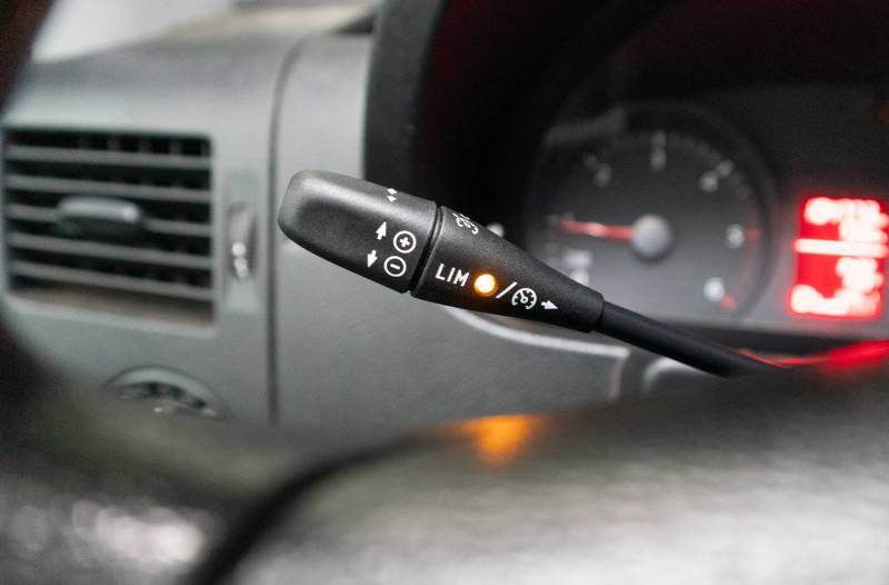 Komplettset GRA (Tempomat) nachrüsten mit Limiter für VW Crafter 2E inkl. Codierdongle von KUFATEC GmbH & Co. KG