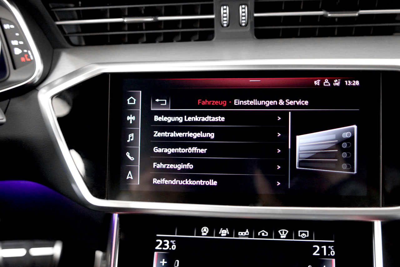 Komplettset HomeLink Garagentoröffnung für Audi Q8 4M Komplettset HomeLink Garagentoröffnung für Audi Q8 4M von KUFATEC GmbH & Co. KG