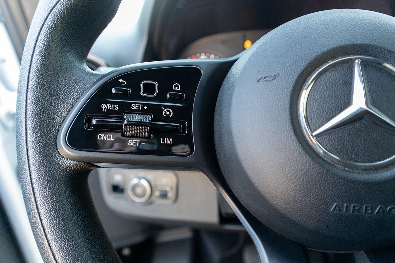 Komplettset Tempomat mit Limiter Code MS1 für Mercedes Sprinter 907 / 910 inkl. Codierdongle Komplettset Tempomat mit Limiter Code MS1 für Mercedes Sprinter 907 / 910 inkl. Codierdongle von KUFATEC GmbH & Co. KG
