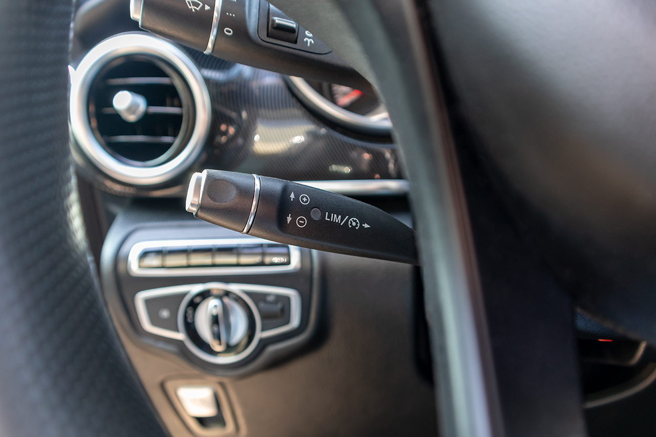 Original Kufatec Komplettset Tempomat Kabelbaum GRA mit Limiter Code MS1 + Codier Dongle für Mercedes V-Klasse W447 (nicht Vito) von KUFATEC GmbH & Co. KG
