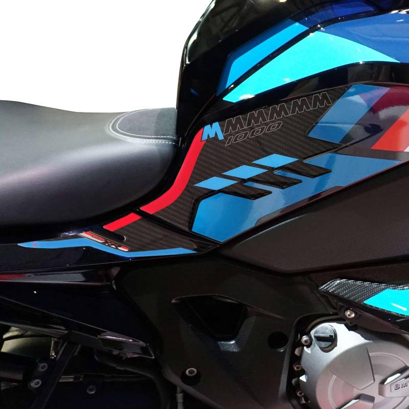 labelbike - 3D Aufkleber für Motorrad Tankschutz und Seitendekorationen aus Harz kompatibel mit BMW M 1000 XR 2023-2025 - Carbon-ähnliche Farbe von LABELBIKE