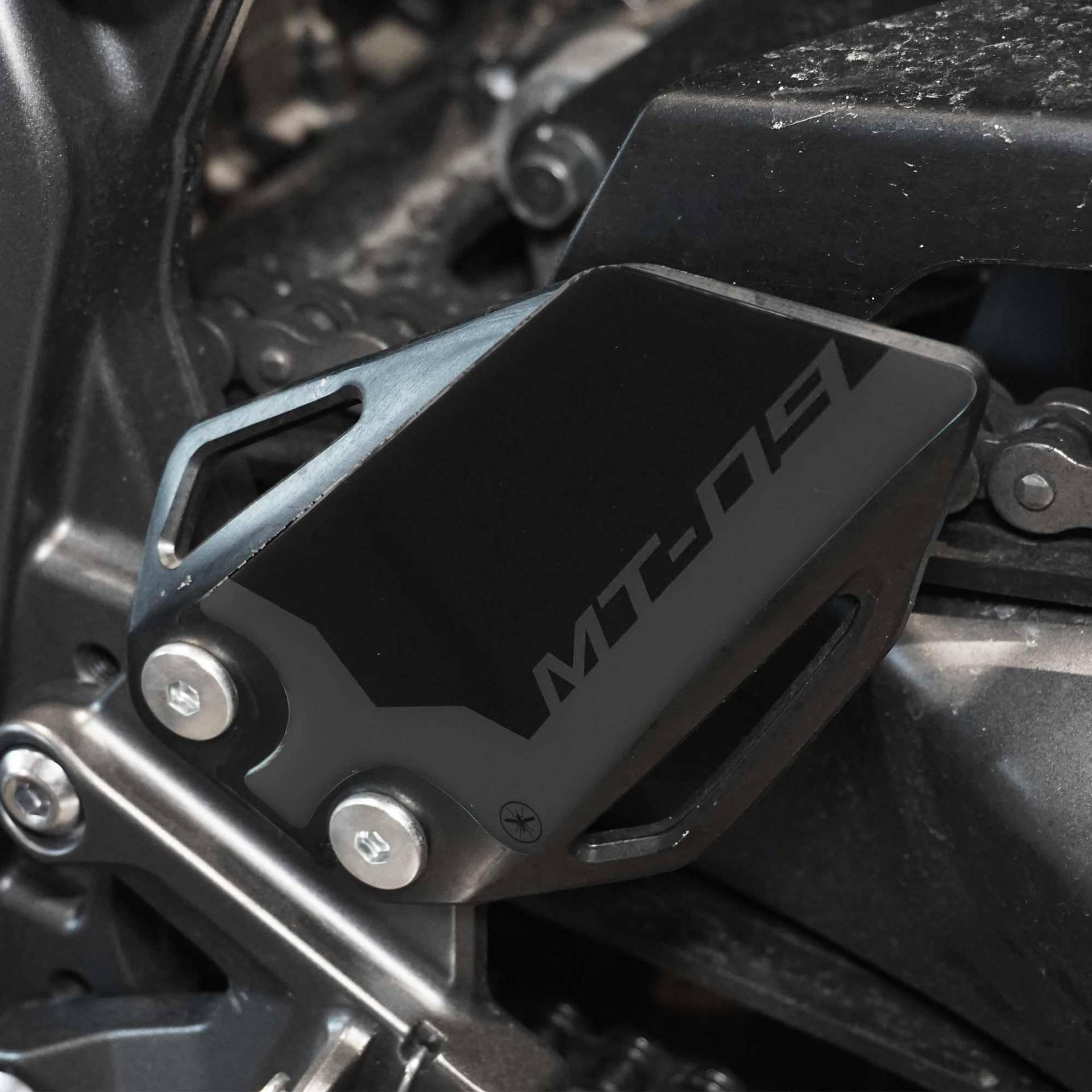 labelbike - 3D Harz Aufkleber Motorrad Dekorationen und Schutz Türschwellen kompatibel mit Yamaha MT-09 2024-2025 Farbe: Grau labelbike - 3D Harz Aufkleber Motorrad Dekorationen und Schutz Türschwellen kompatibel mit Yamaha MT-09 2024-2025 Farbe: Grau von LABELBIKE