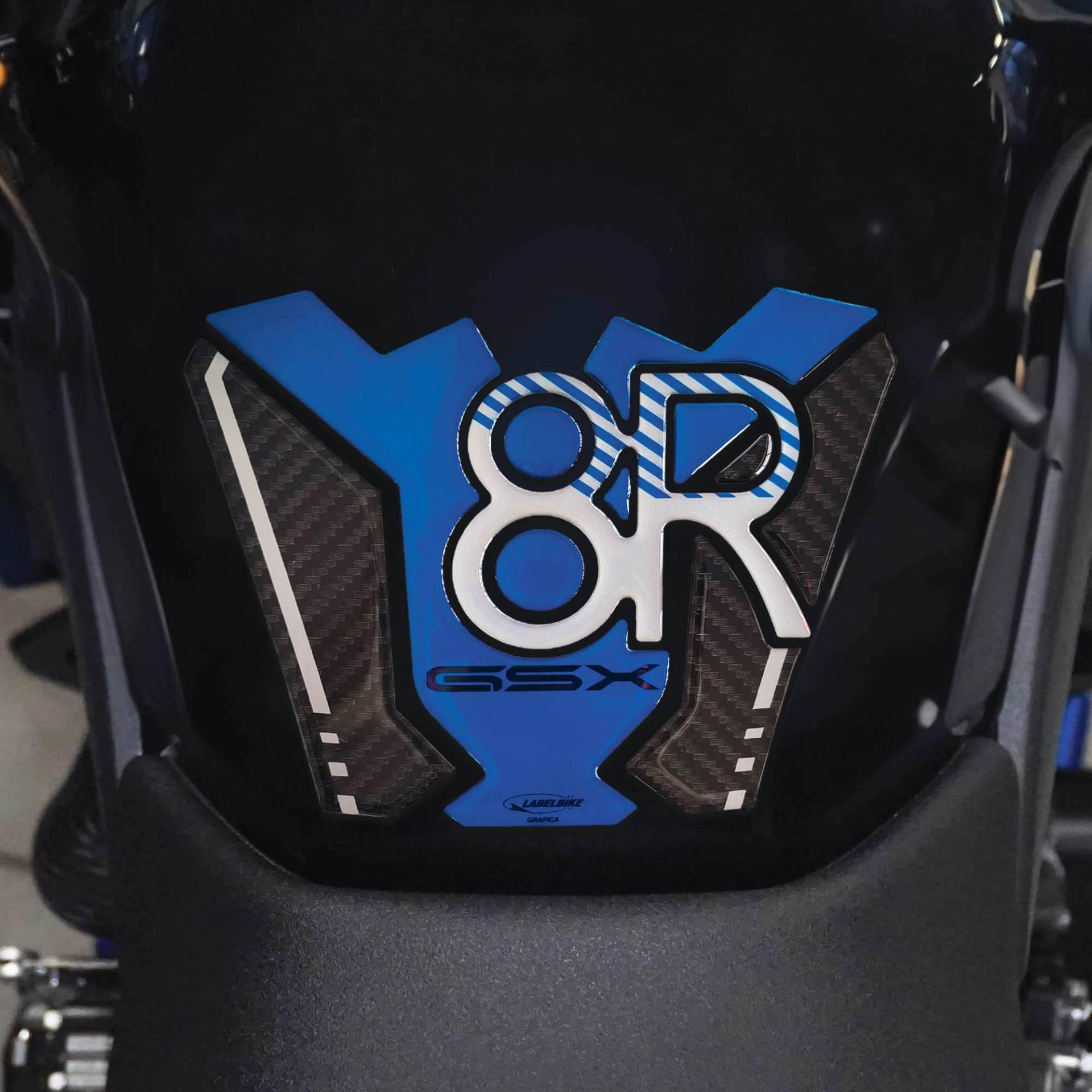 labelbike - 3D Tankpad Harz Aufkleber für Motorrad Tank Dekoration und Schutz kompatibel mit Suzuki GSX-8R labelbike - 3D Tankpad Harz Aufkleber für Motorrad Tank Dekoration und Schutz kompatibel mit Suzuki GSX-8R von LABELBIKE