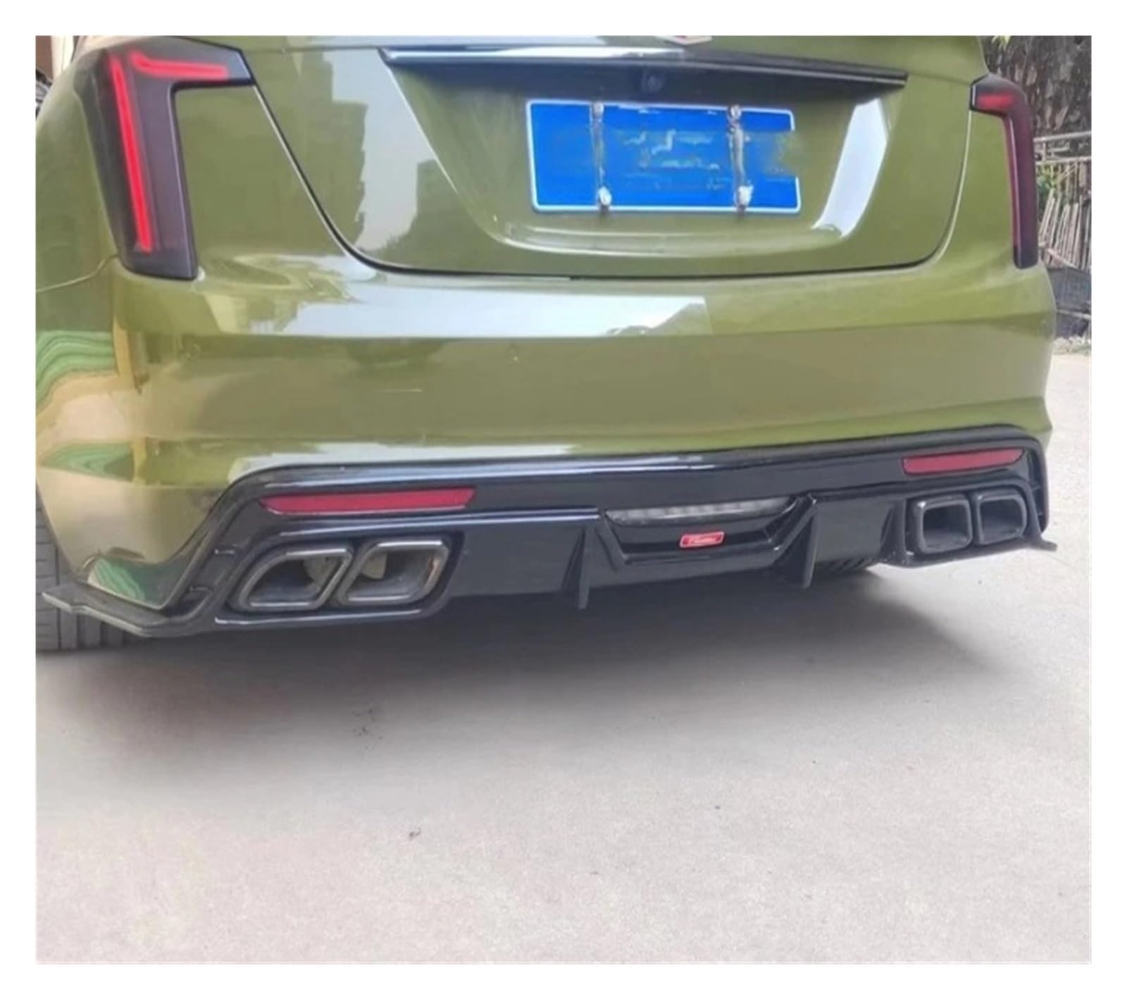 LDFREBCX Kompatibel mit Cadillac Atsl CT4 CT5 CT6, modifizierten Teilen, Spoiler, Lippe, V-Schwanzgeräuschen, Heckstoßstange aus Kohlefaser(Compatible for Ct5 Fac1) von LDFREBCX
