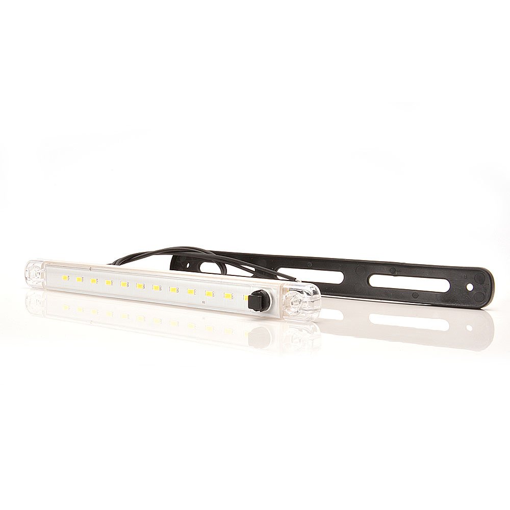 LED-MARTIN 2er Sparset Innenraumleuchte mit Schalter 12V 238mm x 20,6mm LED-MARTIN 2er Sparset Innenraumleuchte mit Schalter 12V 238mm x 20,6mm von LED-MARTIN
