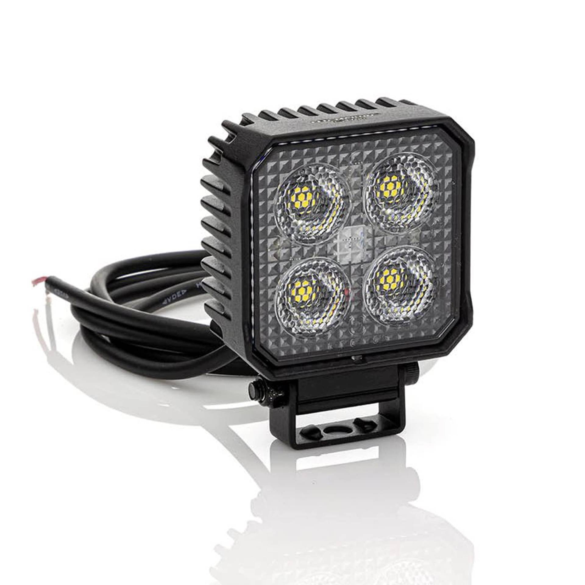 LED-MARTIN® RS1700 - LED-Rückfahrscheinwerfer/Arbeitsscheinwerfer - 1700lm - eckig - 12V/24V - für alle Typen - schwarz LED-MARTIN® RS1700 - LED-Rückfahrscheinwerfer/Arbeitsscheinwerfer - 1700lm - eckig - 12V/24V - für alle Typen - schwarz von LED-MARTIN