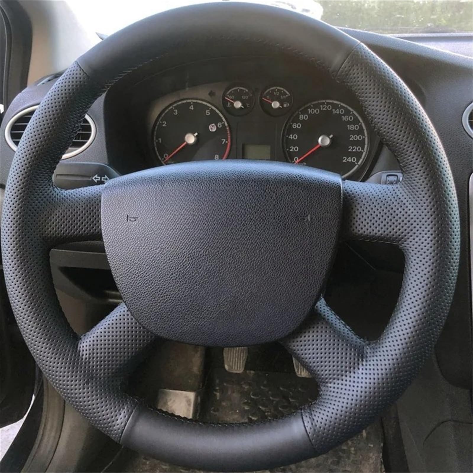 Auto-Lenkradabdeckung Für Ford Für Kuga Für Focus 2 Für C-MAX Für Transit 2005 2006 2007-2011 Mikrofaser Leder Auto Lenkrad Abdeckung Griff Abdeckung Innen Auto Zubehör Lenkradschutz(Yellow Thread) Auto-Lenkradabdeckung Für Ford Für Kuga Für Focus 2 Für C-MAX Für Transit 2005 2006 2007-2011 Mikrofaser Leder Auto Lenkrad Abdeckung Griff Abdeckung Innen Auto Zubehör Lenkradschutz(Yellow Thread) von LONPEXDT