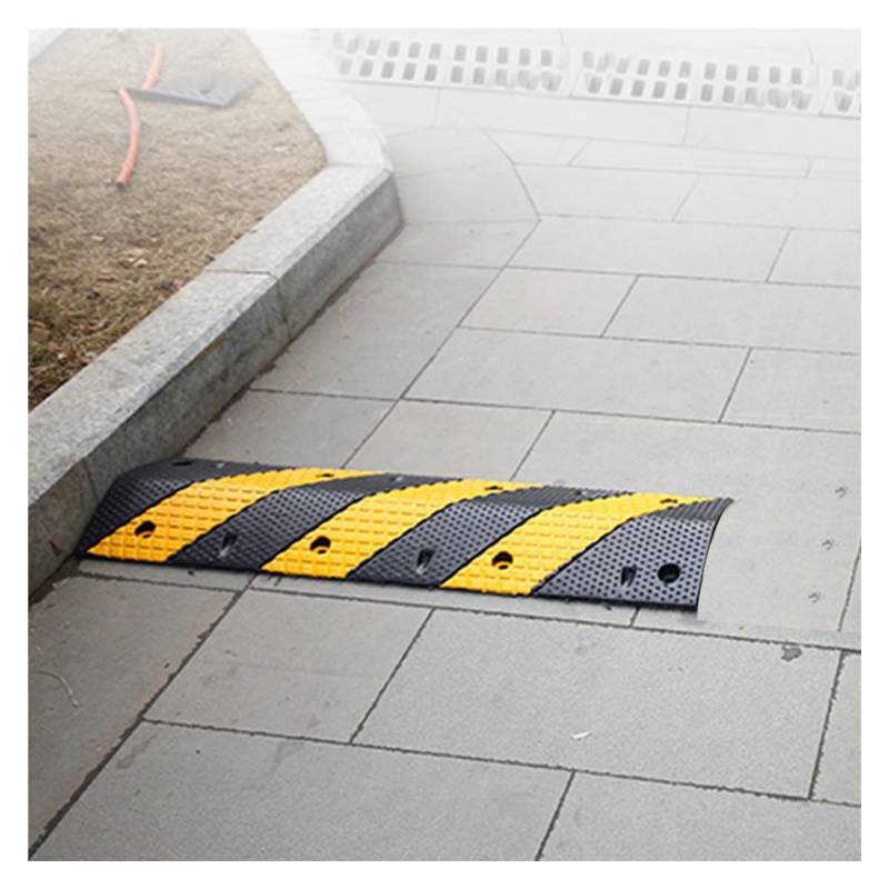 Kabelschutzrampe, Modularer Hochleistungs-Kanalstoß, Verkehrsgeschwindigkeitsstoß, Kabel, Stromleitungen, Verlängerungskabelabdeckung For Den Innen- Und Außenbereich(100x30x6cm) von LWZQRVCT