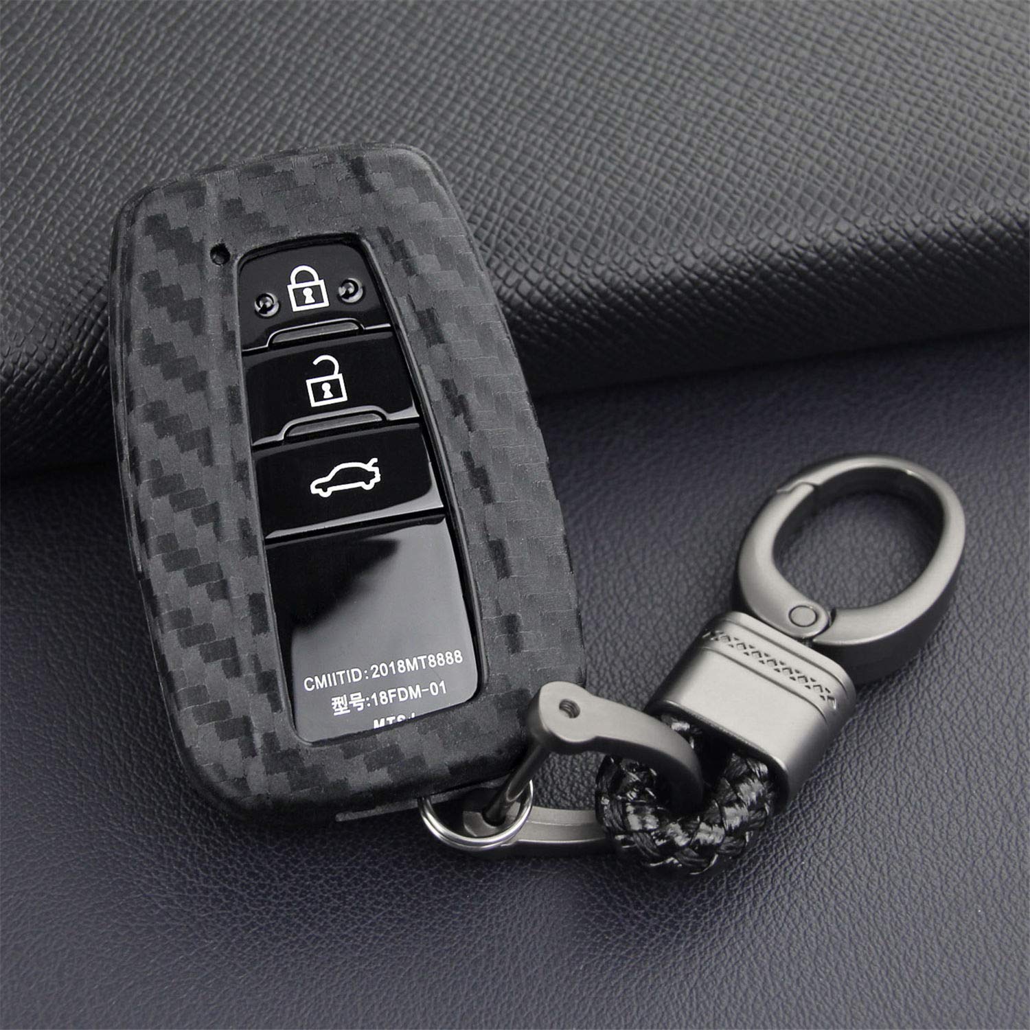 M.JVisun Weiche Silikonkautschuk Kohlefaser Textur Abdeckung für Toyota 86 GT86 Avalon C-HR Camry Corolla Highlander Land Cruiser Prado Prius RAV4 - Schwarz - Weben Schlüsselbund M.JVisun Weiche Silikonkautschuk Kohlefaser Textur Abdeckung für Toyota 86 GT86 Avalon C-HR Camry Corolla Highlander Land Cruiser Prado Prius RAV4 - Schwarz - Weben Schlüsselbund von M.JVisun