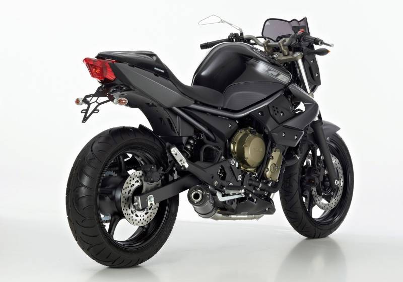 Auspuff Yamaha XJ6 RJ19/RJ22 von 2009 bis 2016 Auspuff Shark Street GP kompletter Auspuff von MES