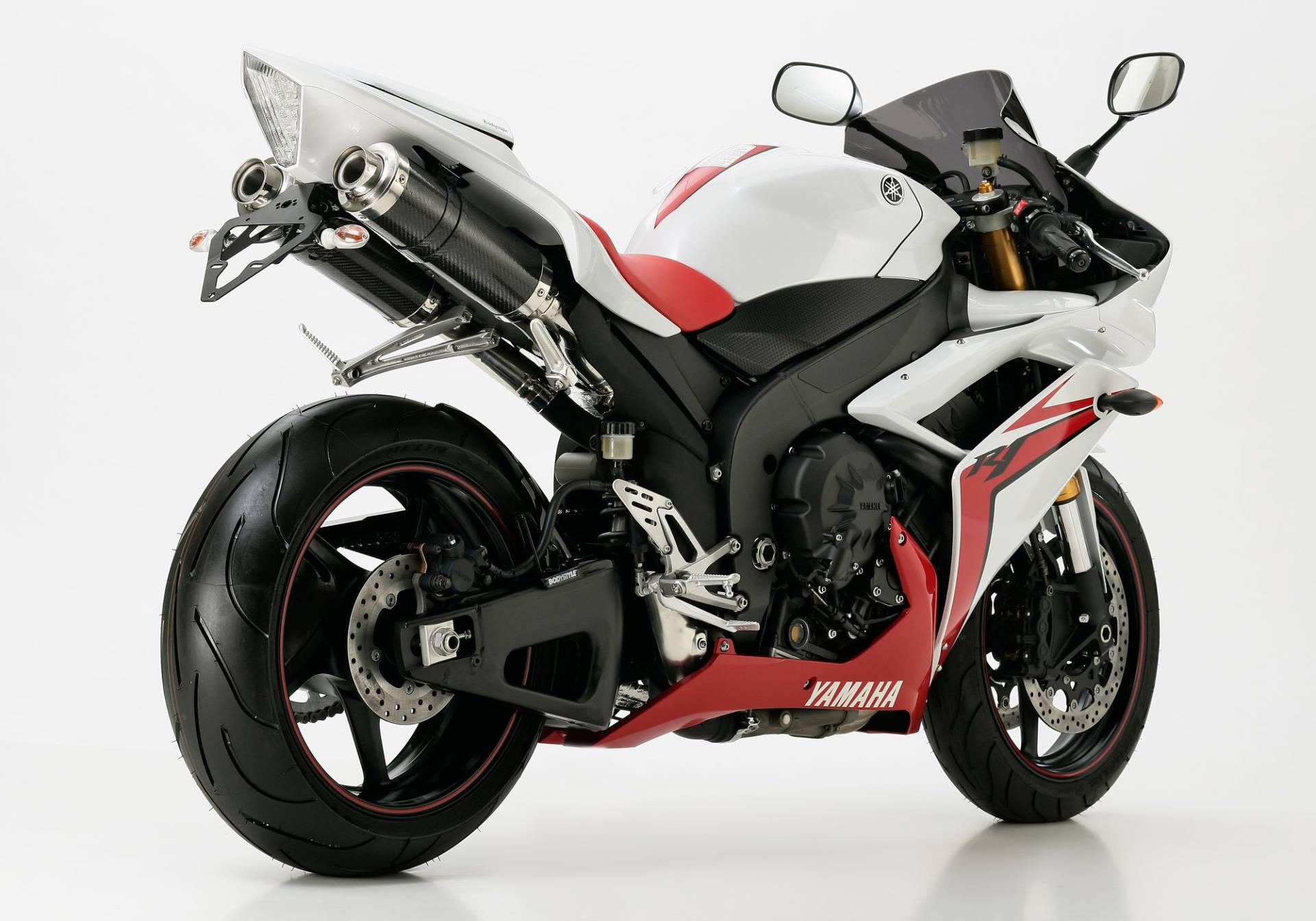 SHARK TRACK 1000 SLIP ON FÜR YAMAHA YZF-R1 RN19 INDRATA 851 bis 1050 DAL 2007 bis 2008 SHARK TRACK 1000 SLIP ON FÜR YAMAHA YZF-R1 RN19 INDRATA 851 bis 1050 DAL 2007 bis 2008 von MES
