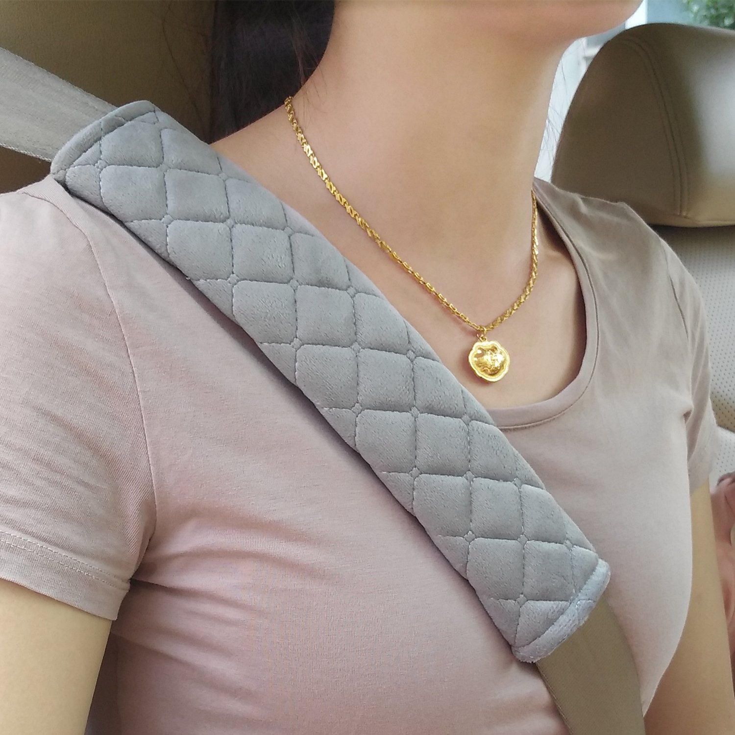 MIKAFEN Premium Gurtpolster im Zweierpack, Polsterung für Sitzgurt im Auto für mehr Komfort auf der Reise（Grau） von MIKAFEN